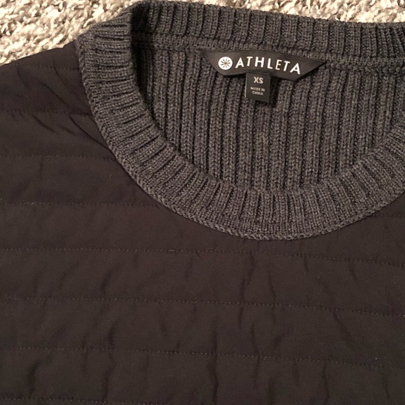 Althleta Sweater - Picture 2 of 4